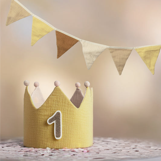 Geburtstagskrone Pastell - Gelb - Beige inkl. Wimpelkette