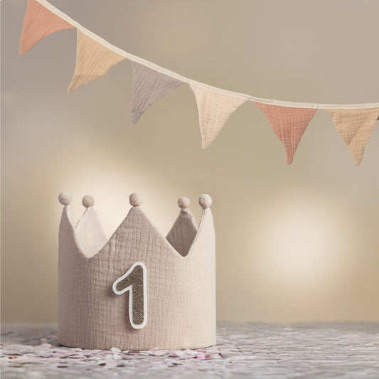 Geburtstagskrone Pastell - Dunkelbeige - Beige inkl. Wimpelkette